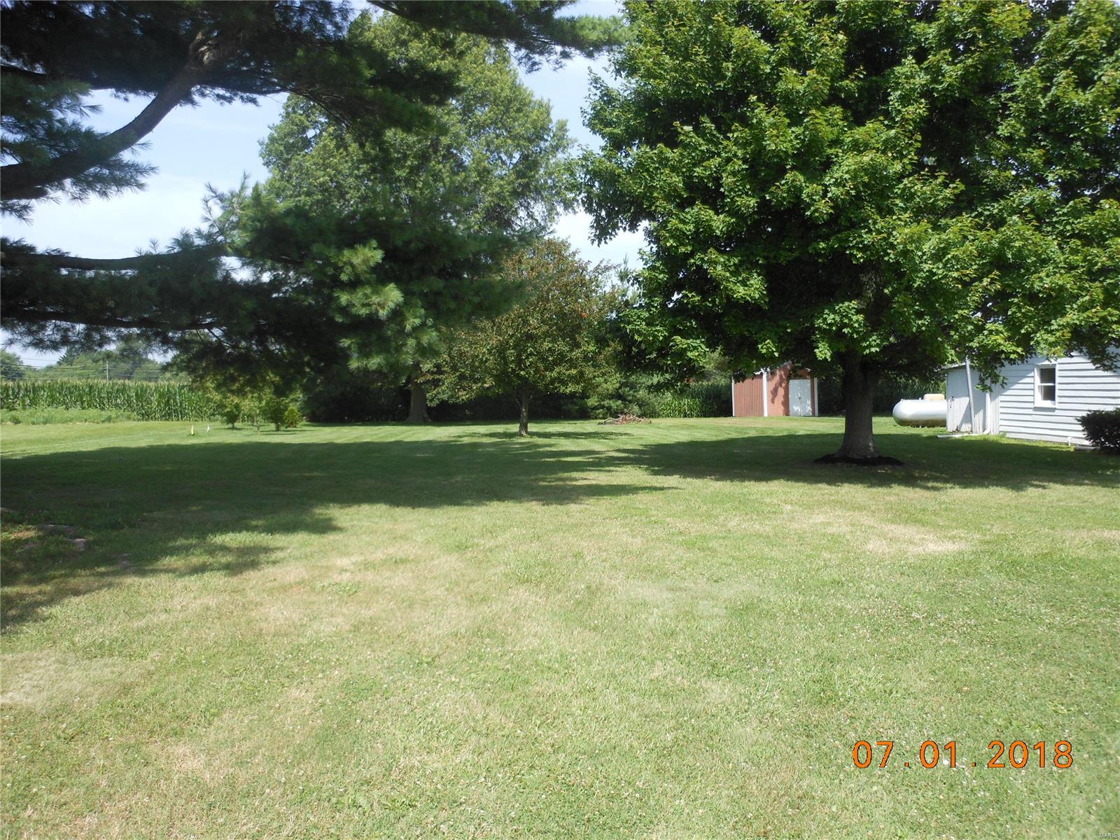 7218 Ingham Lane Godfrey, IL 62035 - Photo 2 of 23