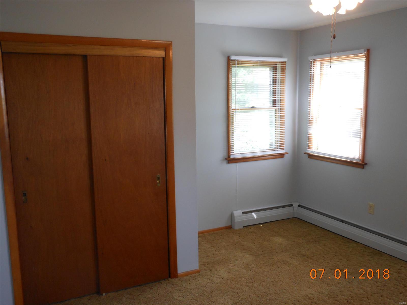 7218 Ingham Lane Godfrey, IL 62035 - Photo 12 of 23