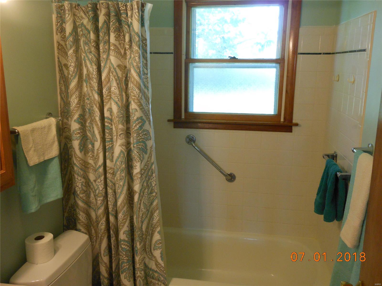 7218 Ingham Lane Godfrey, IL 62035 - Photo 15 of 23