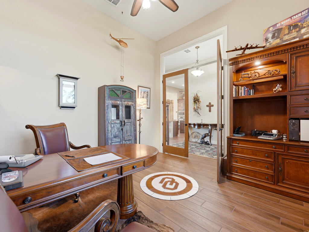 228 Lucky Ridge Bandera, TX 78003 - Photo 18 of 74 Gallery Image 18