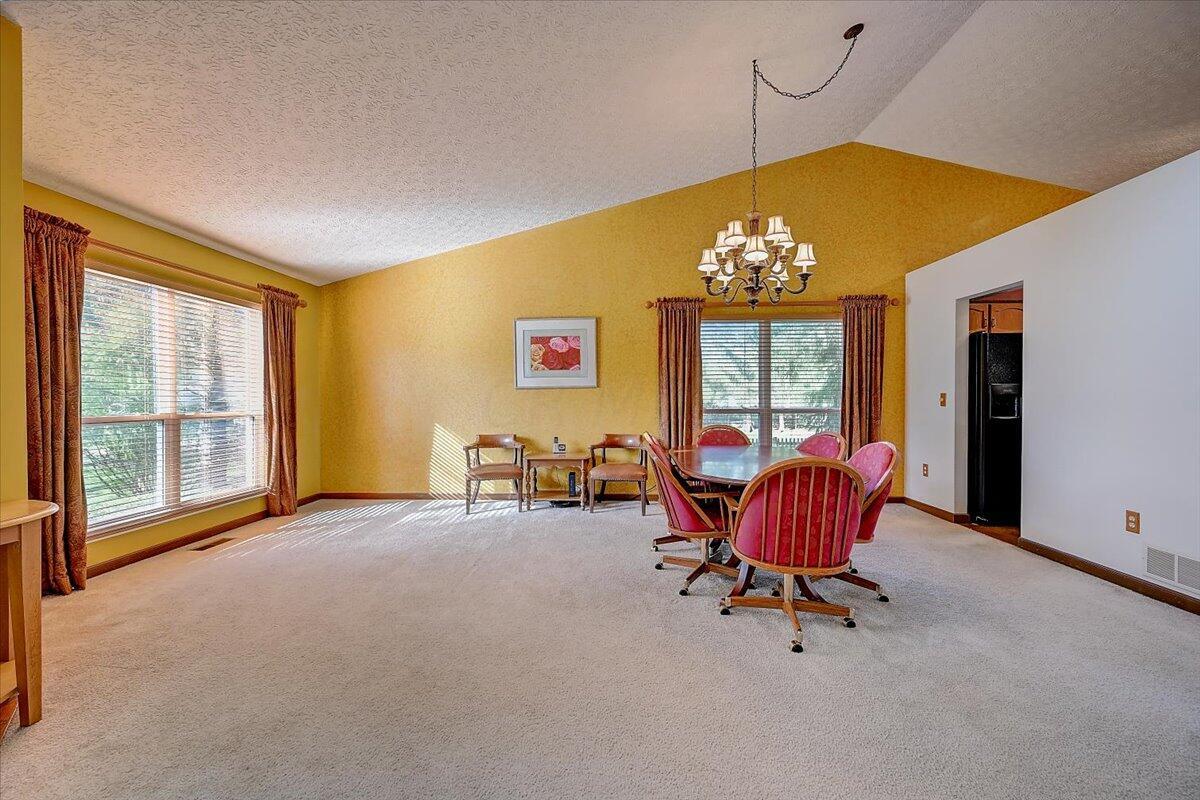661 Ridenour Road Columbus, OH 43230 - Photo 8 of 83 08-Ridenour Rd-008