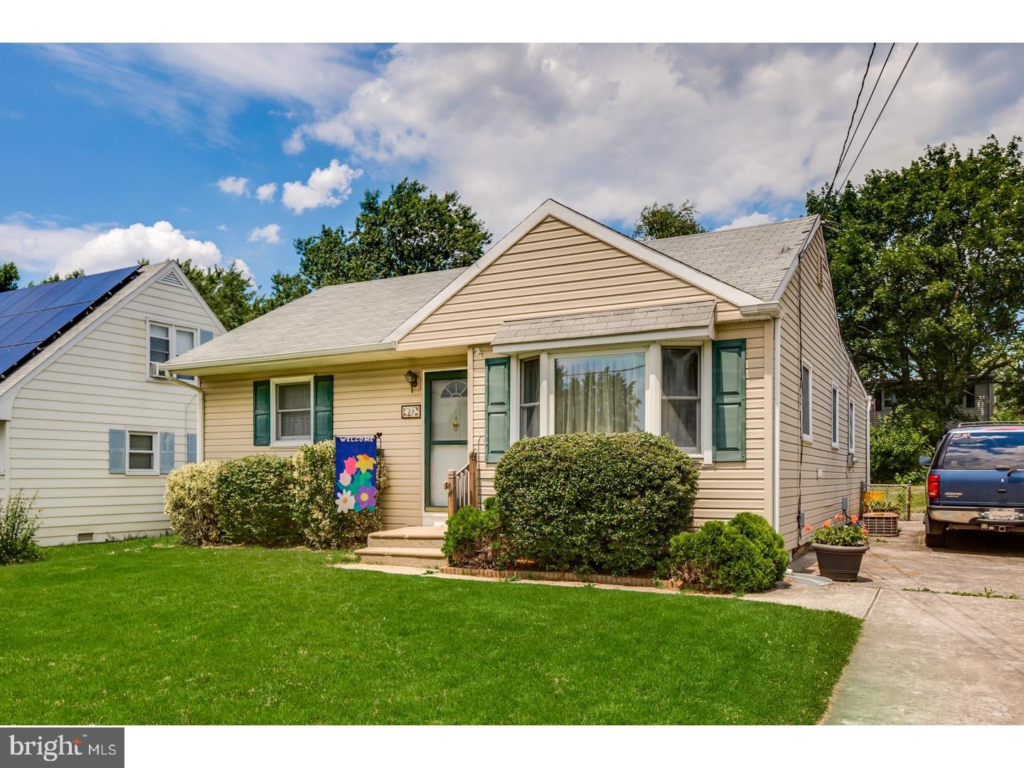 39 Paul Road Maple Shade, NJ 08052 - Photo 2 of 20