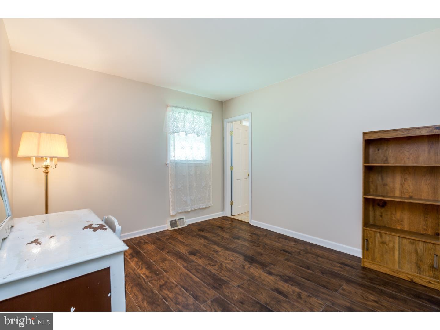39 Paul Road Maple Shade, NJ 08052 - Photo 16 of 20