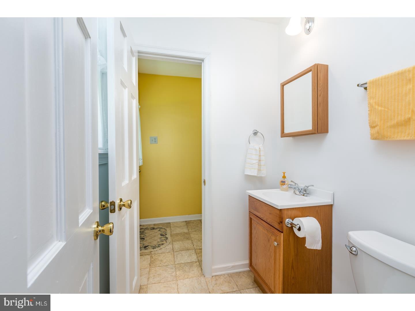 39 Paul Road Maple Shade, NJ 08052 - Photo 18 of 20