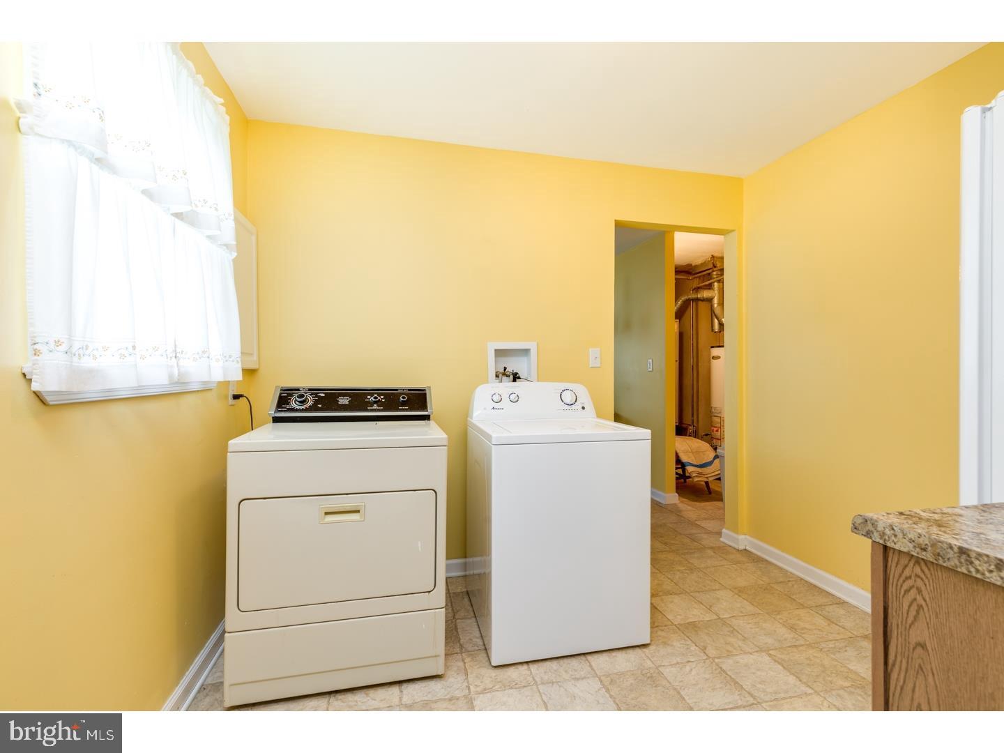 39 Paul Road Maple Shade, NJ 08052 - Photo 10 of 20