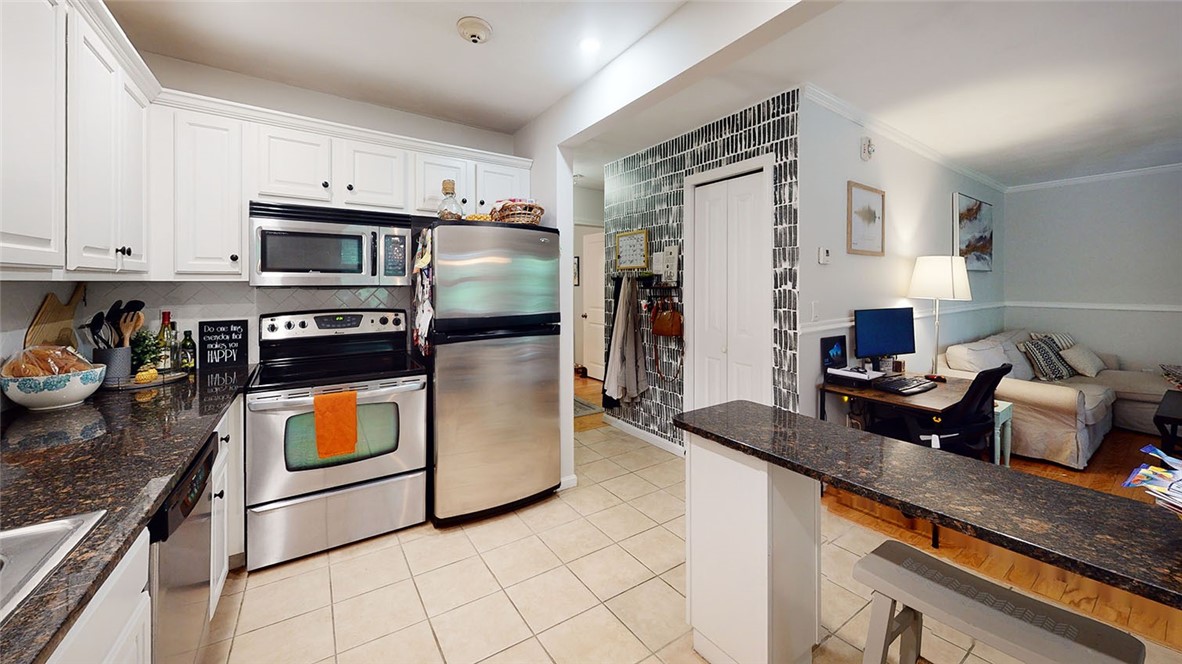400 New River Road, Unit 706 Lincoln, RI 02838 - Photo 5 of 25 Gallery Image 5