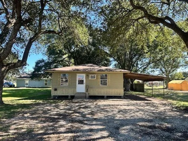 $65,000 | 522 1st Street, Fenton, LA 70648