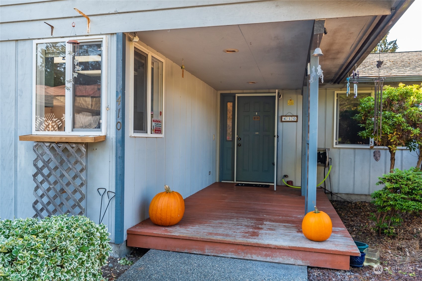 410 Silver Lake Road Oak Harbor, WA 98277 - Photo 5 of 35 Gallery Image 5