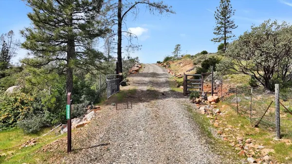 $685,000 | 13886 Meadow Valley Road, Dobbins, CA 95935