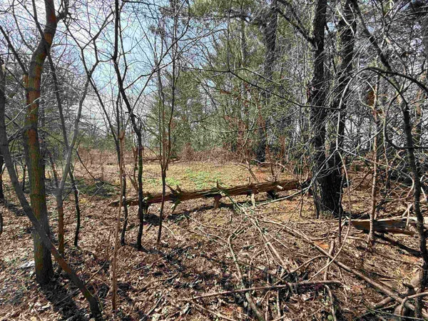 $165,000 | 3230 South Oakhill Avenue, Janesville, WI 53546