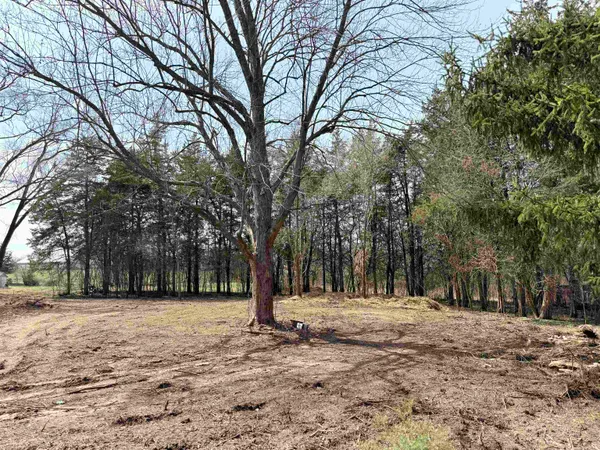 $165,000 | 3230 South Oakhill Avenue, Janesville, WI 53546