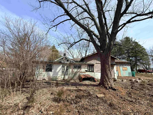 $165,000 | 3230 South Oakhill Avenue, Janesville, WI 53546