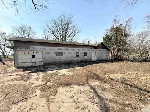 $165,000 | 3230 South Oakhill Avenue, Janesville, WI 53546