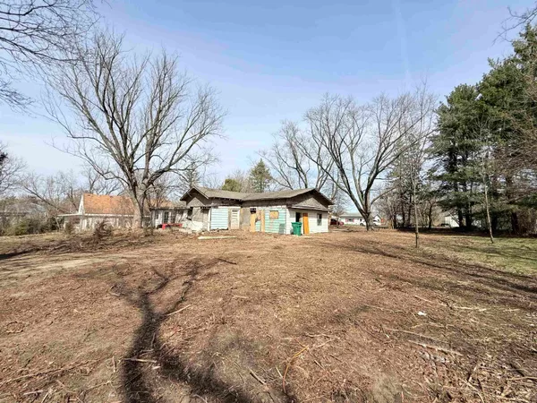 $165,000 | 3230 South Oakhill Avenue, Janesville, WI 53546