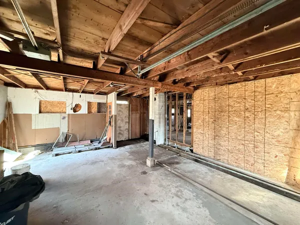 $165,000 | 3230 South Oakhill Avenue, Janesville, WI 53546