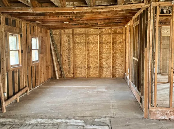 $165,000 | 3230 South Oakhill Avenue, Janesville, WI 53546