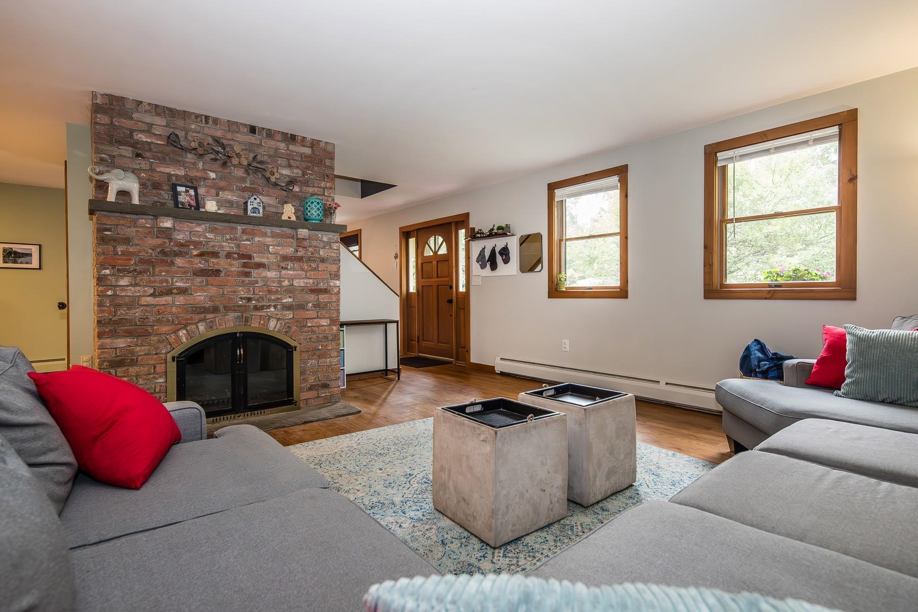 29 Catherine Drive Rutland, VT 05701 - Photo 5 of 40 Gallery Image 5