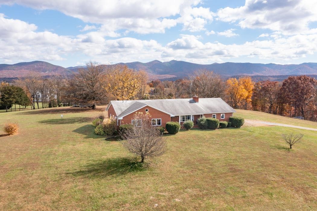 2866 Strole Farm Road Shenandoah, VA 22849 - Photo 12 of 62 Gallery Image 12