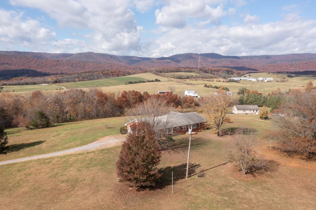 2866 Strole Farm Road Shenandoah, VA 22849 - Photo 17 of 62 Gallery Image 17
