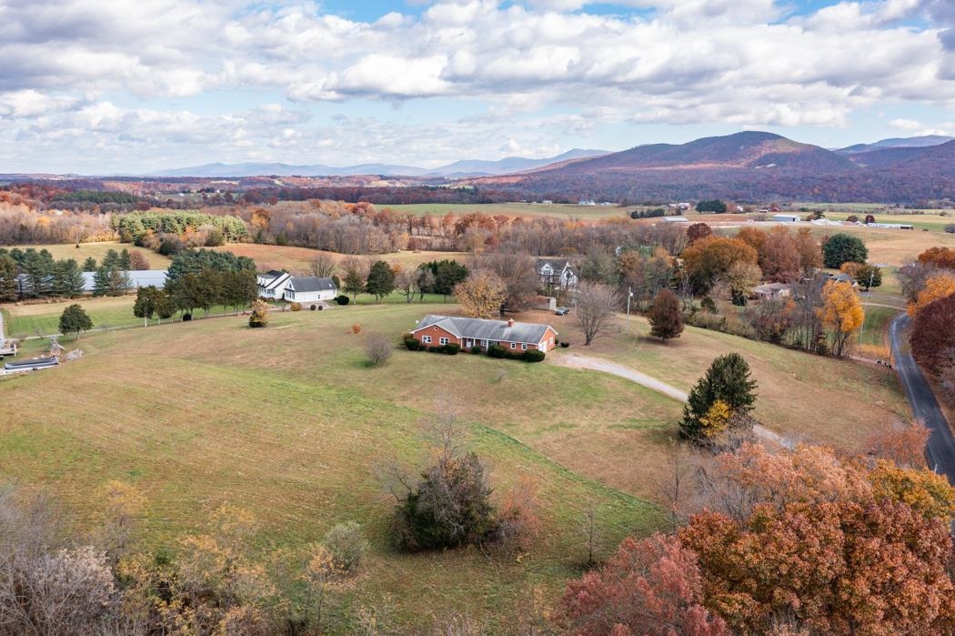2866 Strole Farm Road Shenandoah, VA 22849 - Photo 25 of 62 Gallery Image 25