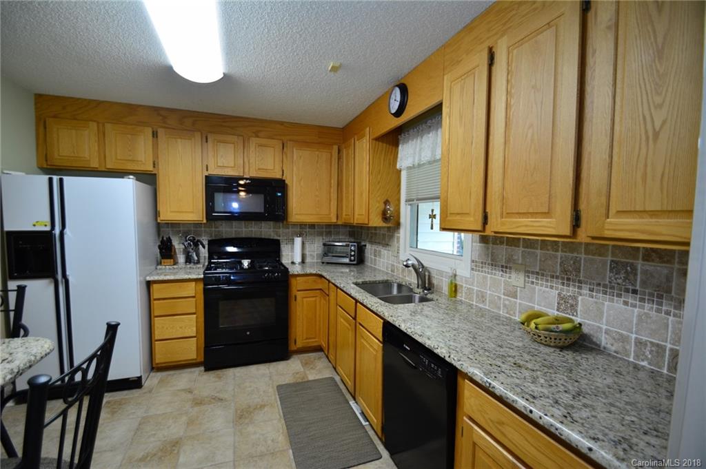 2224 Cardinal Loop Stanley, NC 28164 - Photo 11 of 35 Gallery Image 11