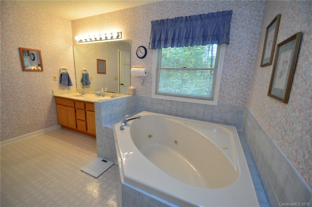 2224 Cardinal Loop Stanley, NC 28164 - Photo 19 of 35 Gallery Image 19