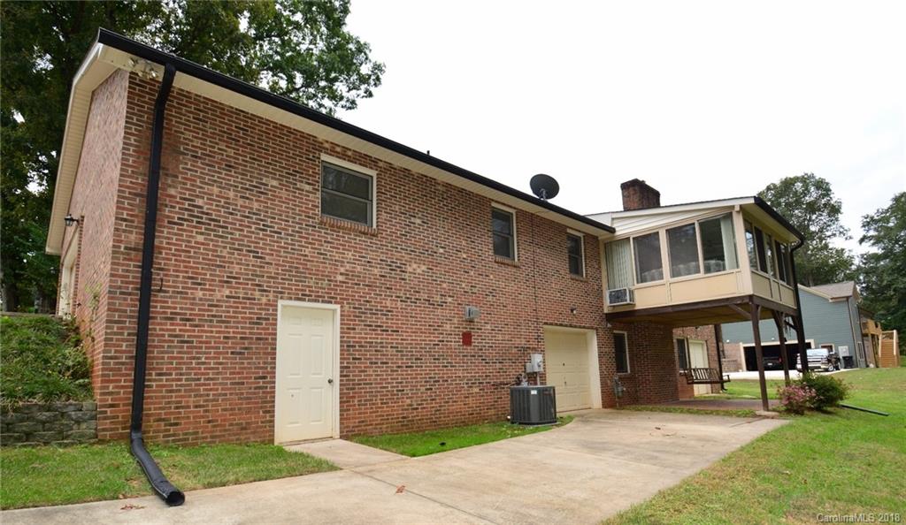 2224 Cardinal Loop Stanley, NC 28164 - Photo 5 of 35 Gallery Image 5