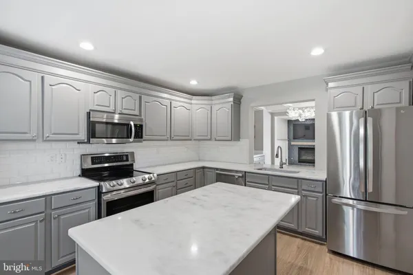 $4,200 | 12087 Edgemere Circle, Reston, VA 20190