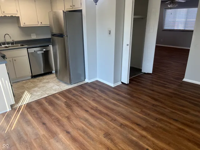 $1,350 | 311 Elmead Court, Unit 2015, Greenwood, IN 46142