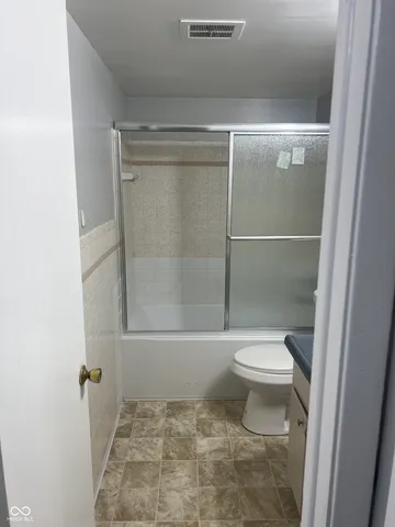 $1,350 | 311 Elmead Court, Unit 2015, Greenwood, IN 46142