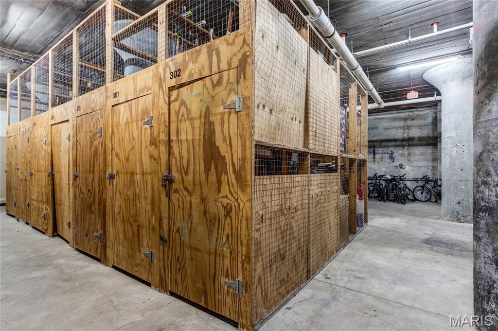 1511 Locust Street, Unit 302 St. Louis, MO 63103 - Photo 40 of 45