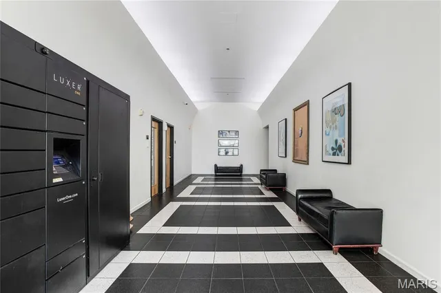 $132,000 | 1511 Locust Street, Unit 302, St. Louis, MO 63103