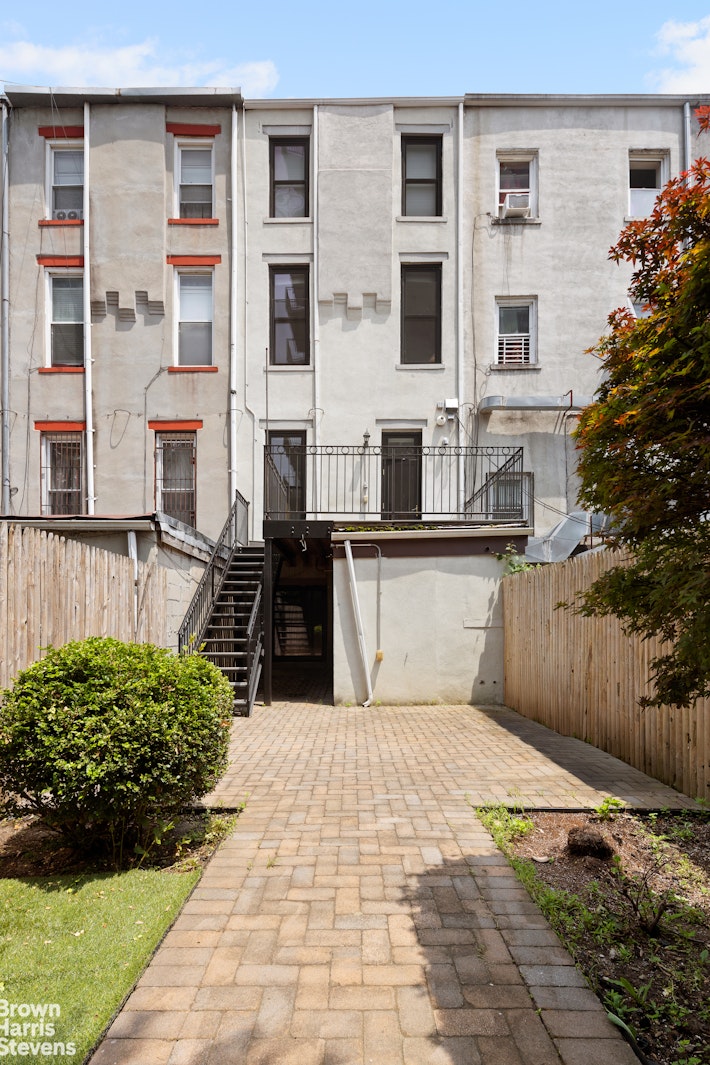 18 Arlington Place Brooklyn, NY 11216 - Photo 13 of 14