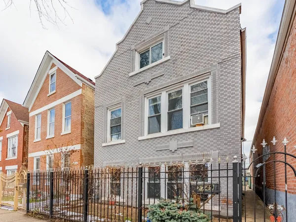 $385,000 | 2749 South Trumbull Avenue, Chicago, IL 60623