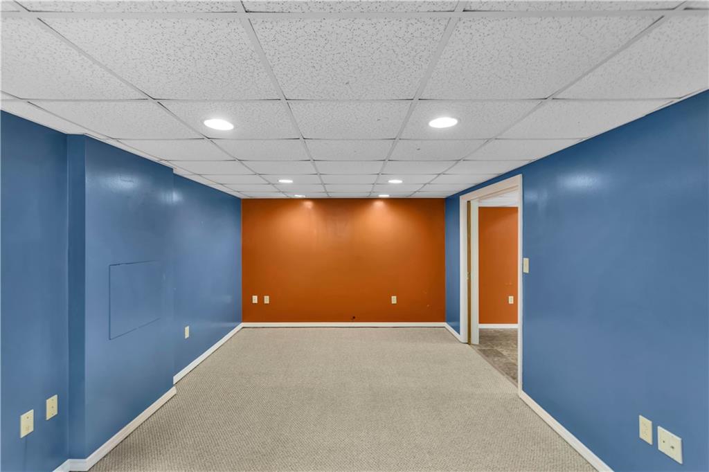 179 William Circle McKees Rocks, PA 15136 - Photo 20 of 30