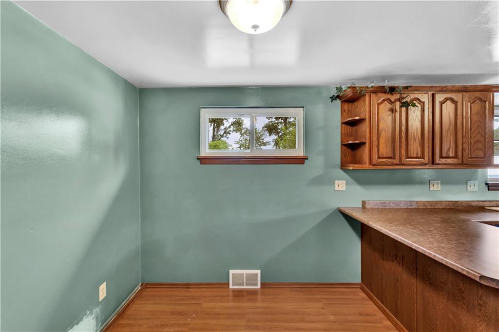 179 William Circle McKees Rocks, PA 15136 - Photo 9 of 30