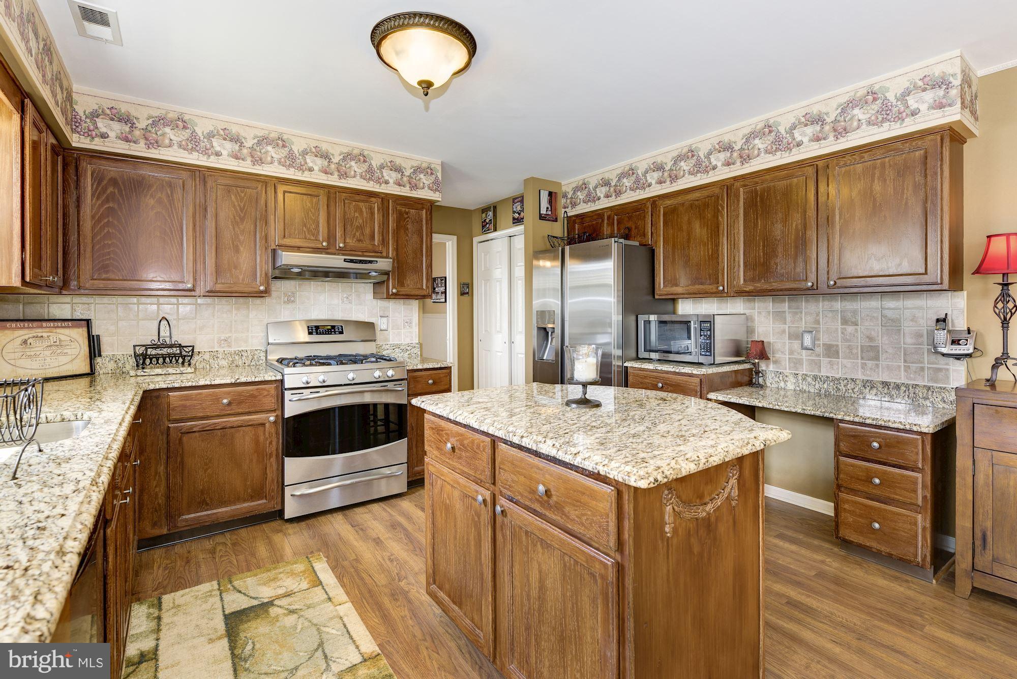 12 Albany Road Marlton, NJ 08053 - Photo 10 of 43 Kitchen