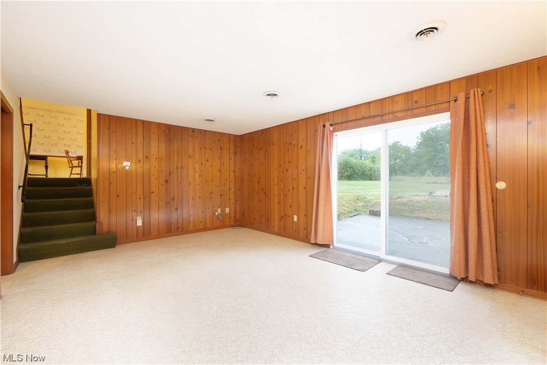 15492 Drake Road Strongsville, OH 44136 - Photo 23 of 35
