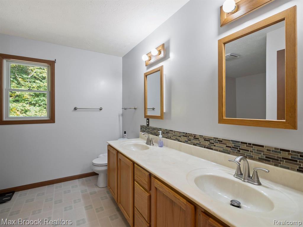 17820 Garvey Road Chelsea, MI 48118 - Photo 22 of 51 Gallery Image 22