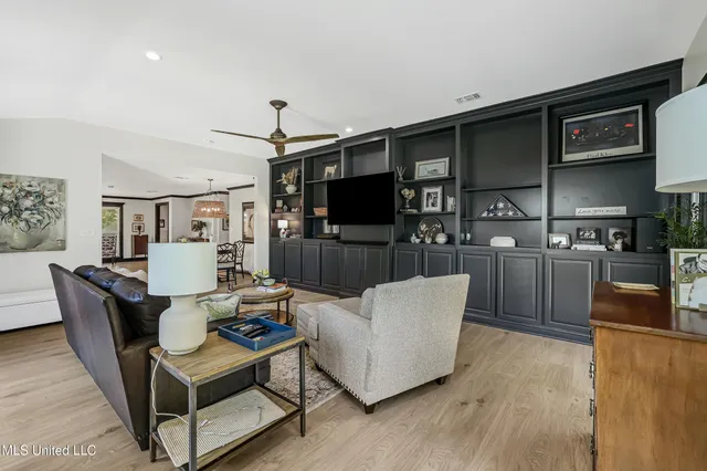 $419,900 | 2604 Evergreen Lane, Biloxi, MS 39531