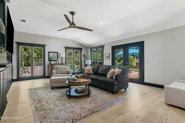 $419,900 | 2604 Evergreen Lane, Biloxi, MS 39531