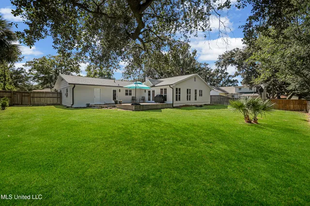 $419,900 | 2604 Evergreen Lane, Biloxi, MS 39531