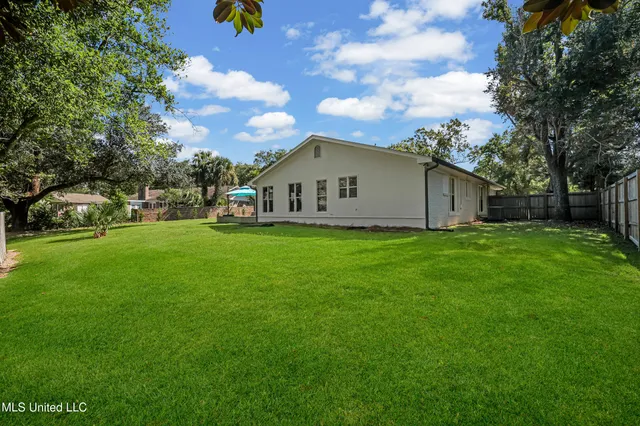 $419,900 | 2604 Evergreen Lane, Biloxi, MS 39531