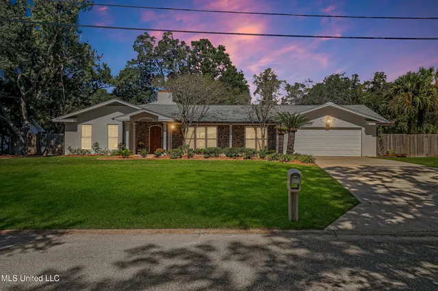 $419,900 | 2604 Evergreen Lane, Biloxi, MS 39531