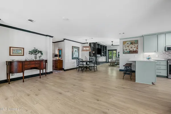 $425,000 | 2604 Evergreen Lane, Biloxi, MS 39531