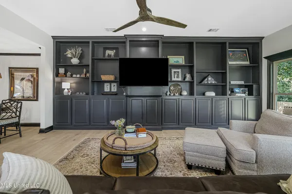 $425,000 | 2604 Evergreen Lane, Biloxi, MS 39531
