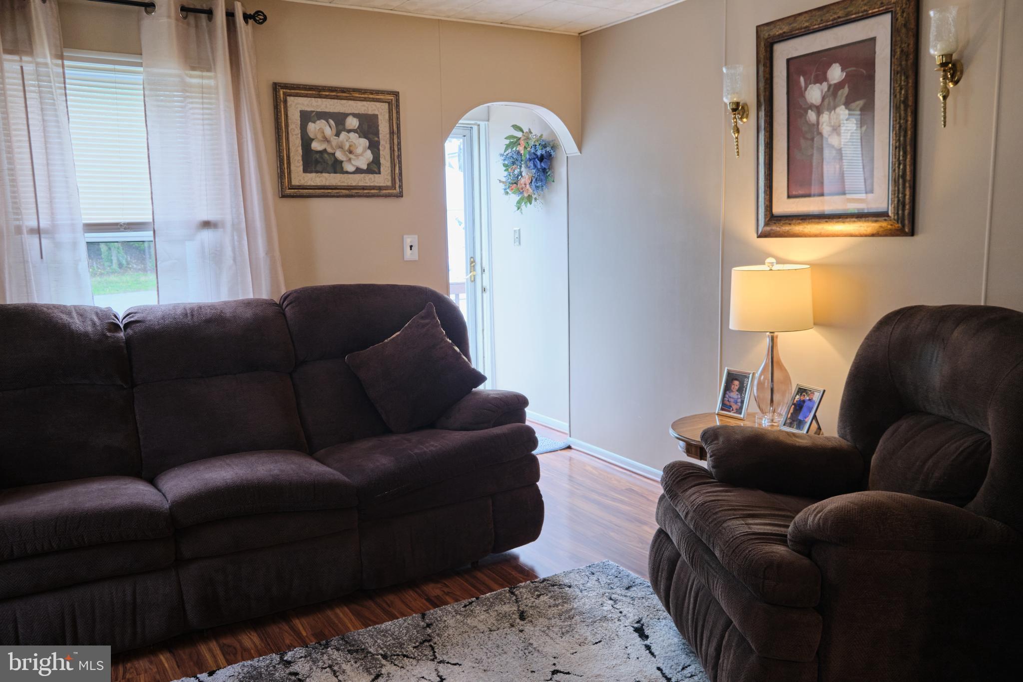 106 West Edgevale Road Brooklyn, MD 21225 - Photo 3 of 30 Gallery Image 3