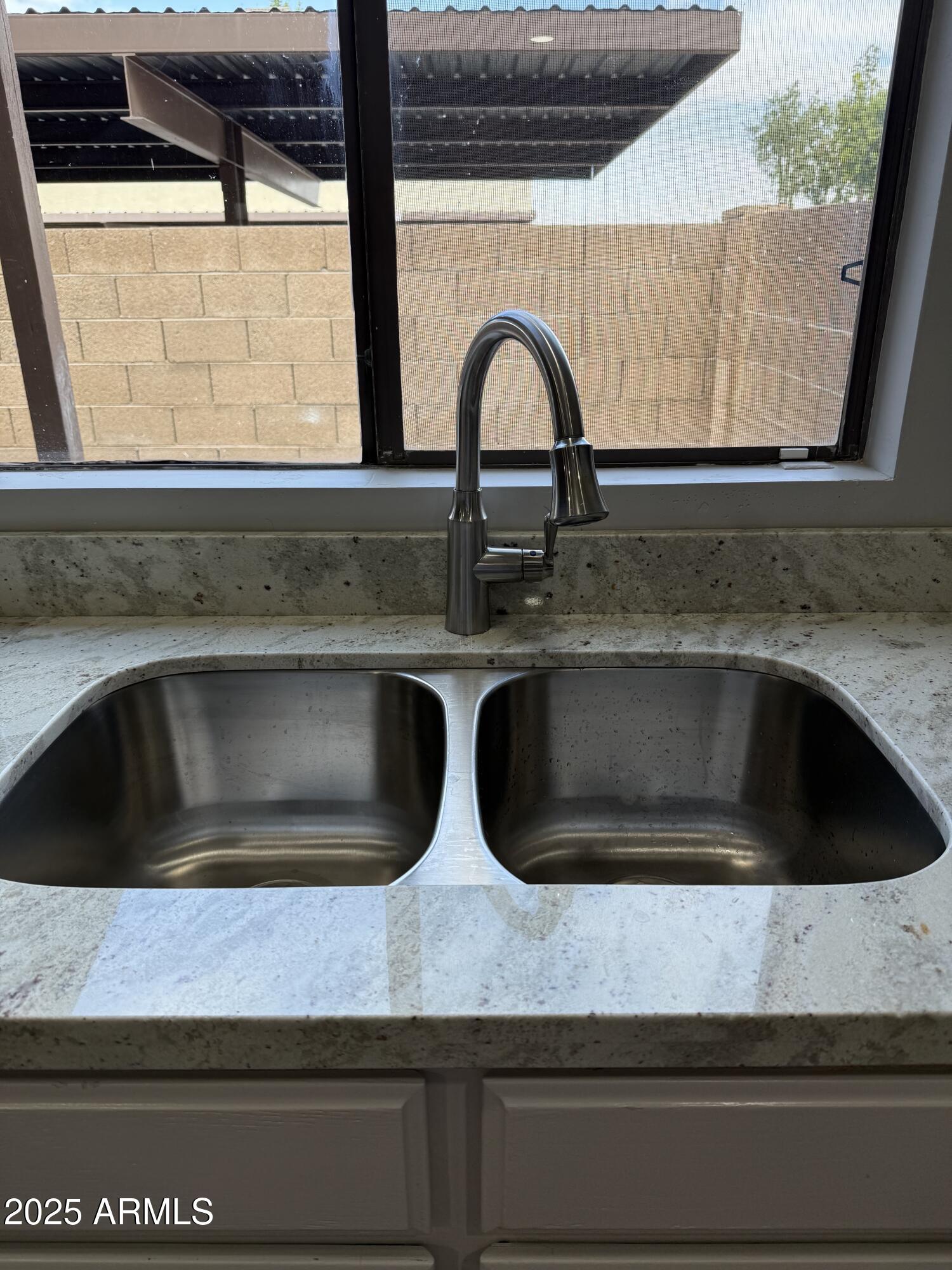 170 East Guadalupe Road, Unit 173 Gilbert, AZ 85234 - Photo 9 of 51 sink