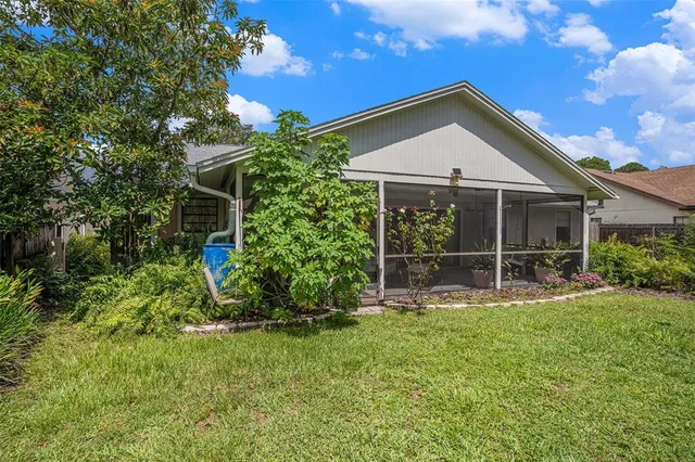 $449,000 | 3335 Foxridge Circle, Tampa, FL 33618