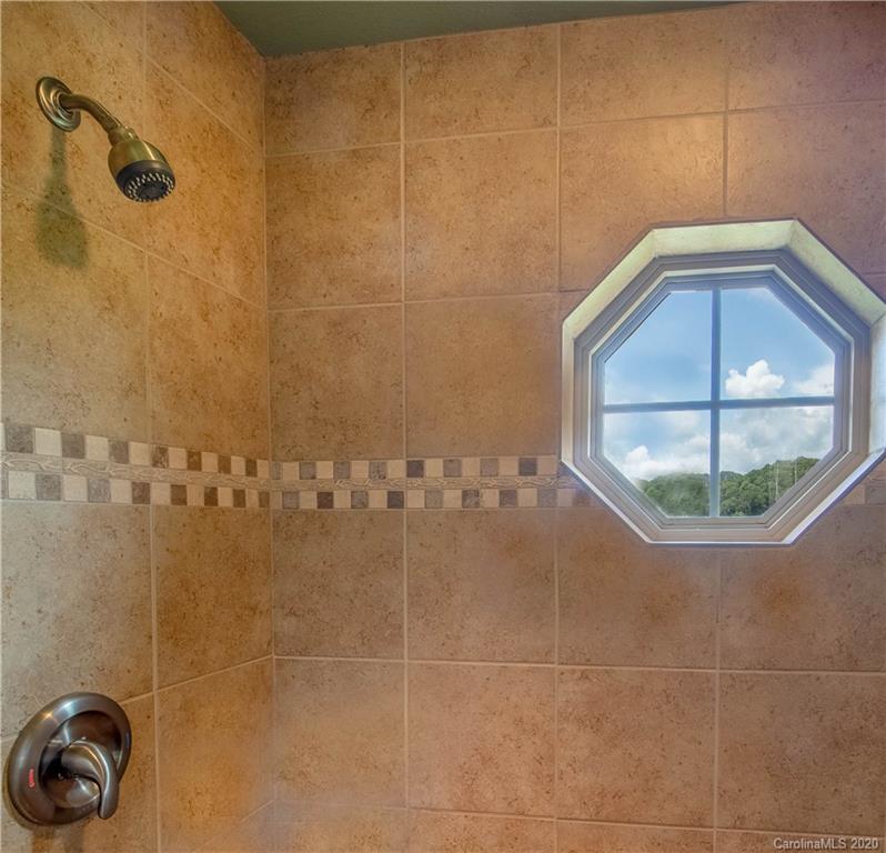 66 Pinnacle Road Burnsville, NC 28714 - Photo 11 of 43 Gallery Image 11
